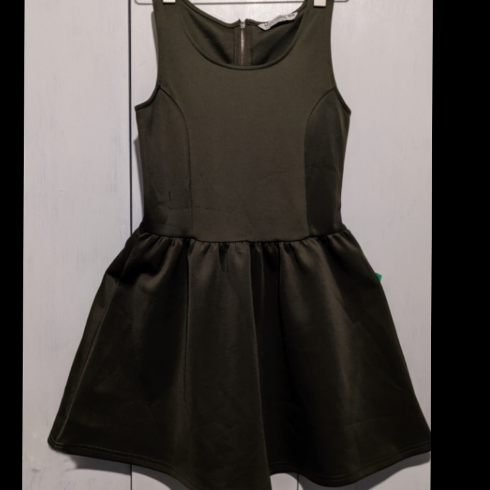 Bluenotes Fit, Flare & Puff Dress Size M